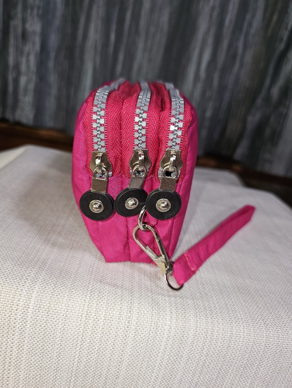 Everyday Essentials Bag - Raspberry Pop - Picture 2 of 4